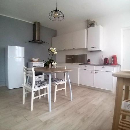 Villa Fleur De Lys, Nazelle-Negron à Nazelles-Négron Extérieur photo